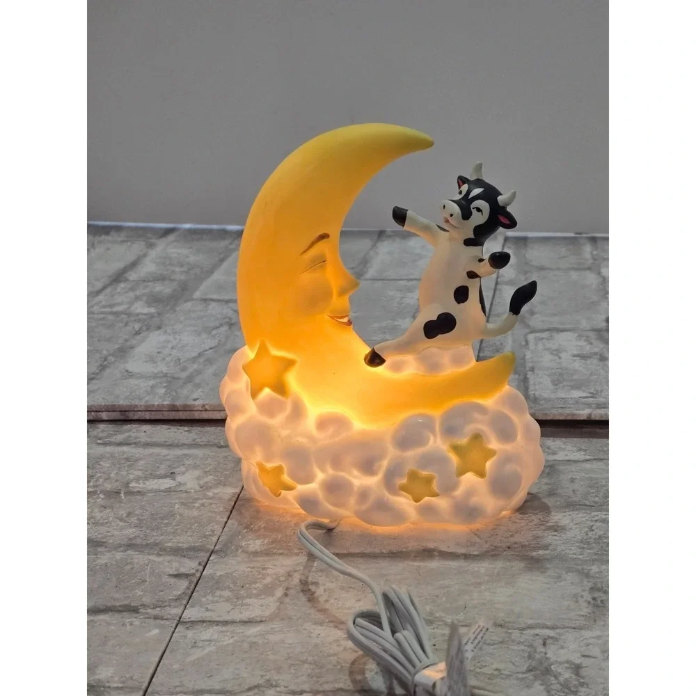 Fine Porcelain Cow Jumps Over The Moon Nightlight Figurine On/Off‎ Switch